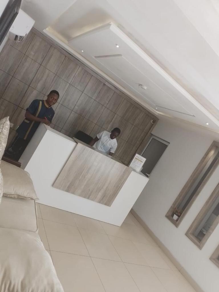 Swiss Pearl Continental Suite Wupa Екстериор снимка